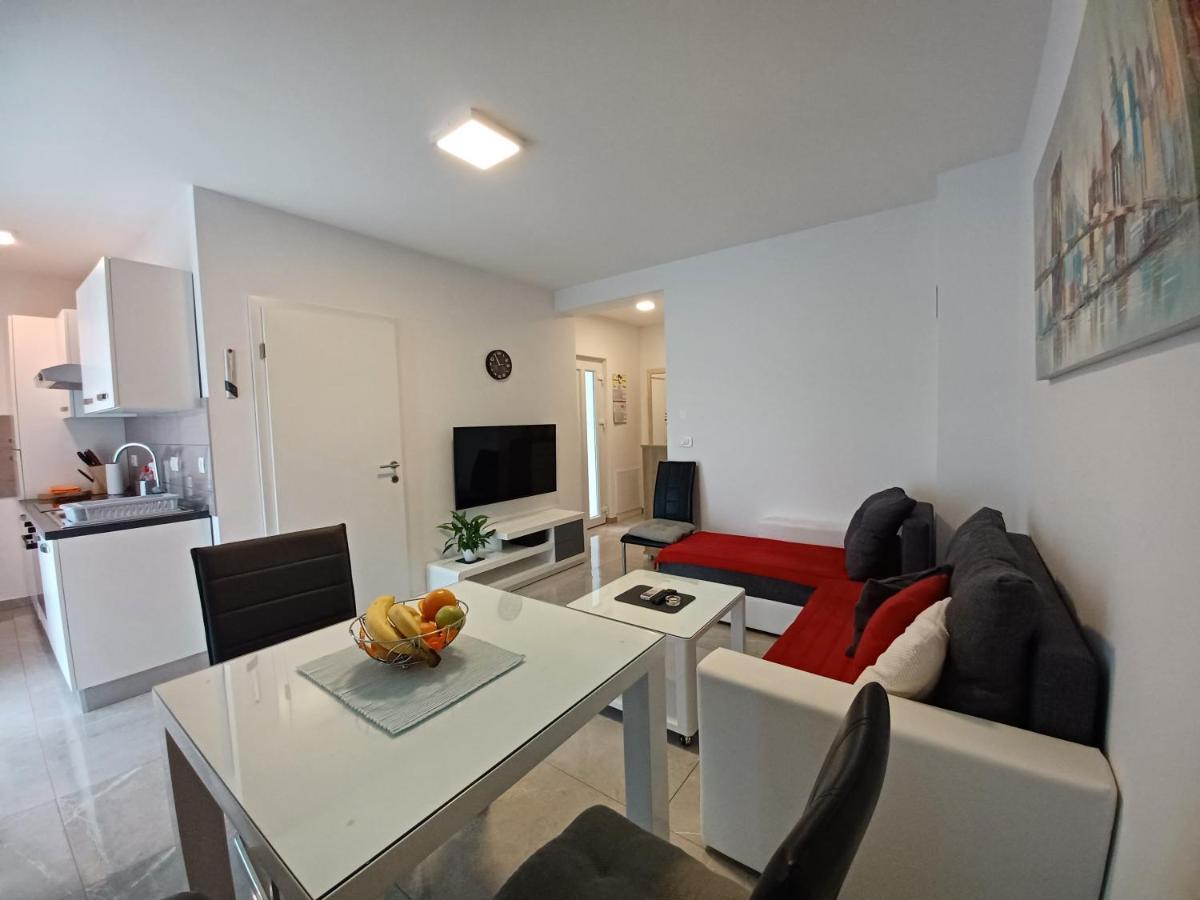 Apartments Leon 2 Novigrad  Zewnętrze zdjęcie