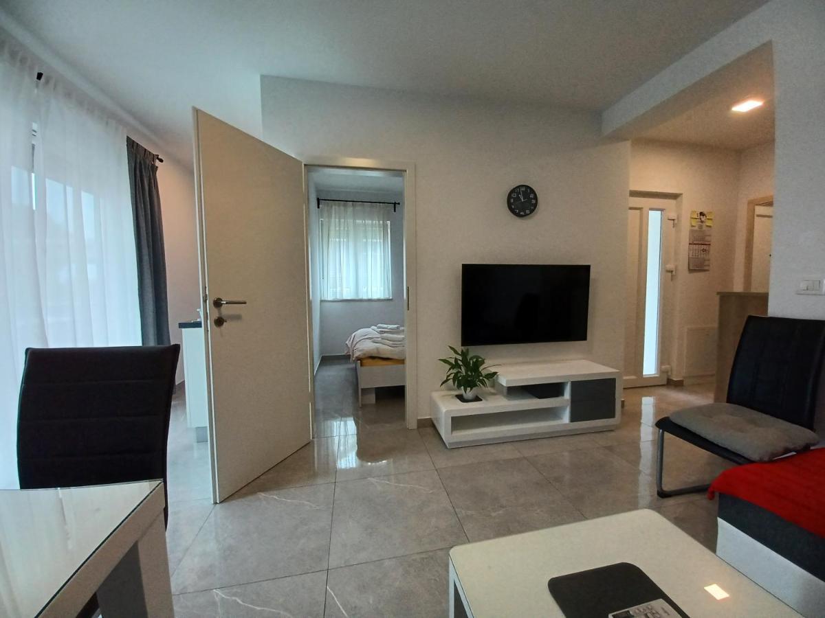 Apartments Leon 2 Novigrad  Zewnętrze zdjęcie